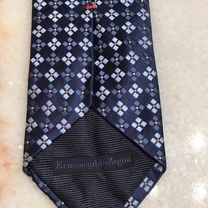 Ermenegildo Zegna Accessories - Ermenegildo Zengna Blue Square Pattern Silk Tie Ermenegildo Zegna Accessories - Ermenegildo Zengna Blue Square Pattern Silk Tie
